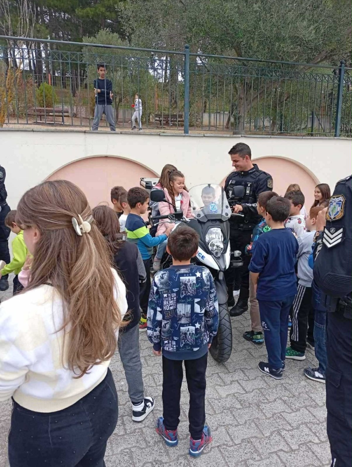 45696014-bf8e-423f-945f-cd181860d428