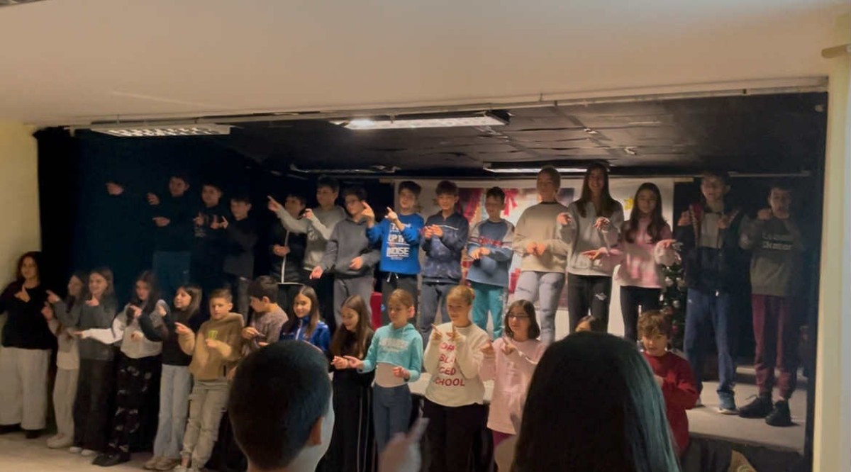 b8b595e9-4599-4e76-ab66-2963435a3cf1